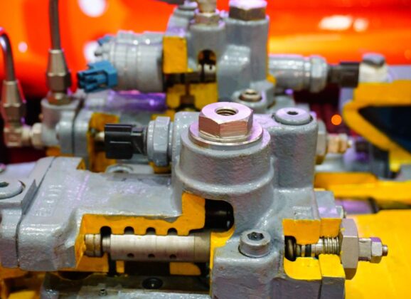 Techniki diagnozowania uszkodzeń pomp hydraulicznych przed regeneracją – pompy hydrauliczne i problemy